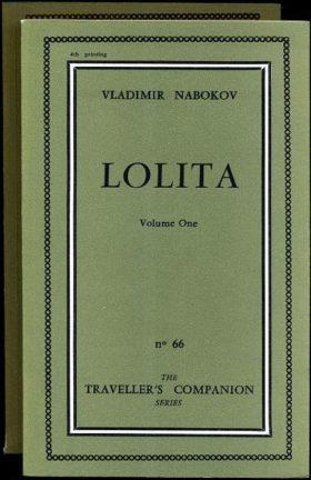 <em>Lolita</em> poprvé vyšla v pařížském nakladatelství The Olympia Press v roce 1955.