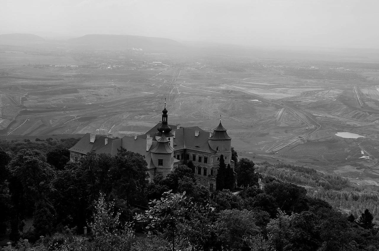 Chmurná inspirace: Mostecká uhelná pánev, foto: Wikimedia Commons